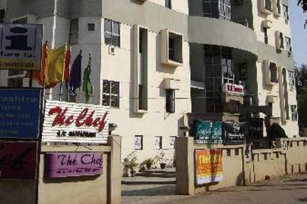 Saraswati Retreat Hotel Bhubaneswar Exterior photo