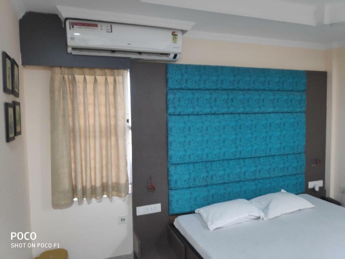 Saraswati Retreat Hotel Bhubaneswar Exterior photo